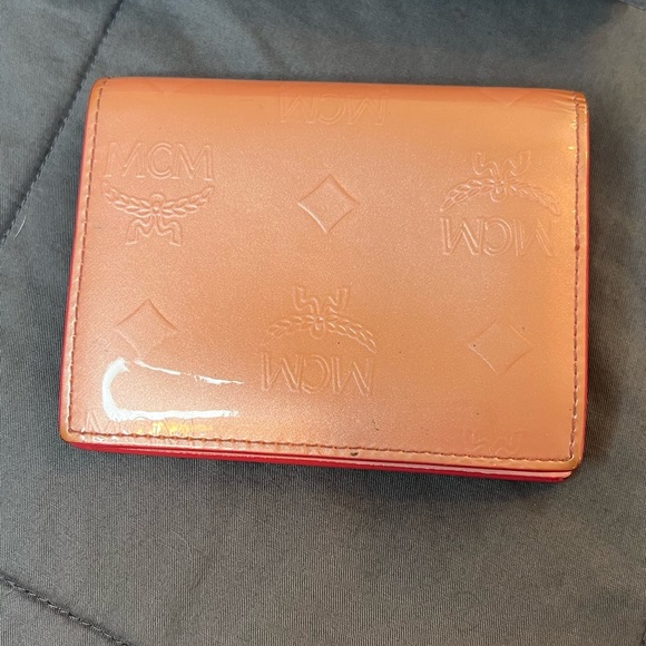 *FLASH SALE* MCM pink wallet - Picture 7 of 11